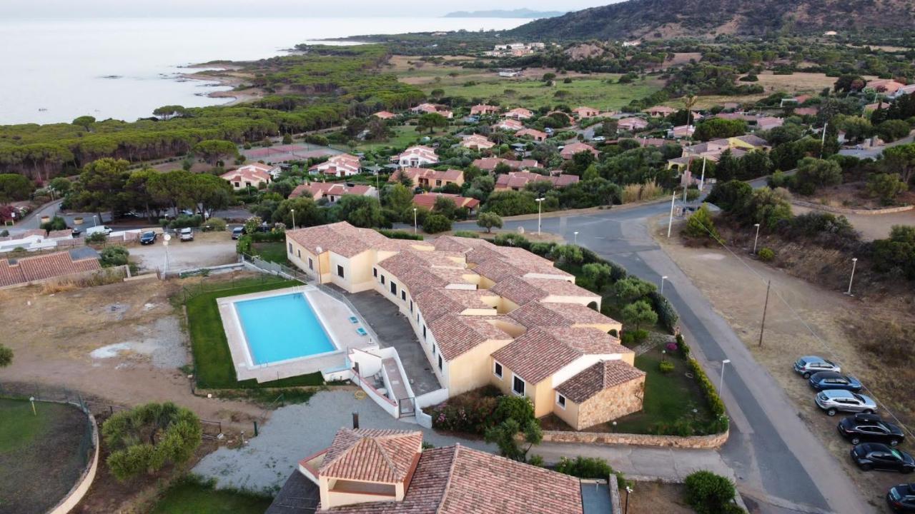 Apartment Baia Sant Anna Con Piscina Tanaunella